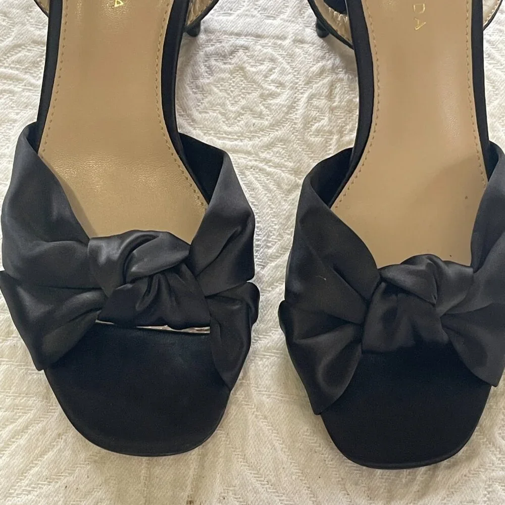 Pelle Moda Black Satin‎ Knot Bow Ankle Strap Block Heel Sandals Women's 6.5M